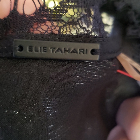 Tahari black long dress size 4 - Picture 2 of 3